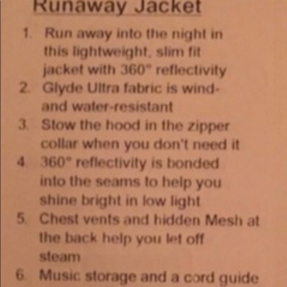 Lululemon Runaway Jacket - size 8 - Picture 13 of 13